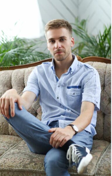  ,   Liam, 37 ,   ,   