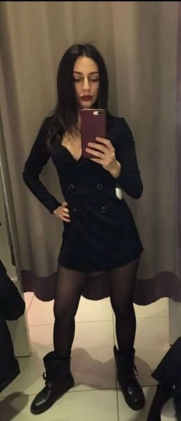  ,   Alexa, 37 ,   ,   , 