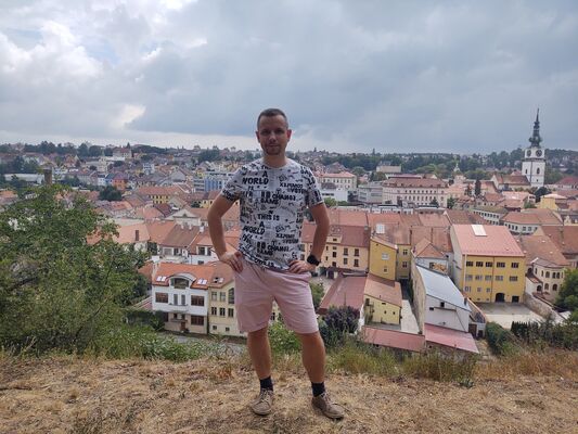  ,   Alex, 36 ,   ,   