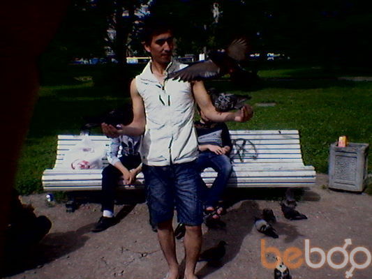  -,   Ali, 40 ,   