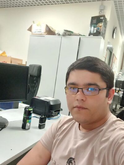  ,   Eldor, 31 ,   