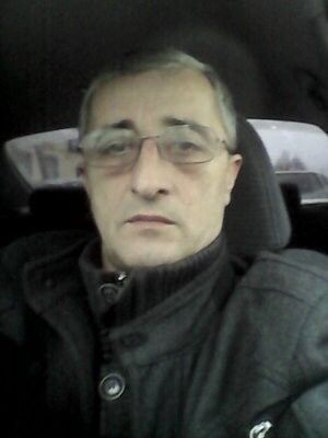  ,   Farid, 51 ,   ,   , c 