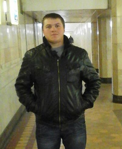  ,   Petru, 37 ,   