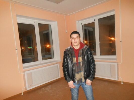  ,   Farid, 39 ,   ,   , c 