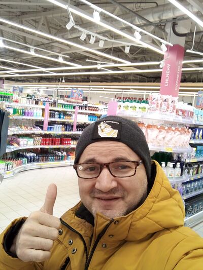  ,   Alex, 43 ,   ,   , c , 