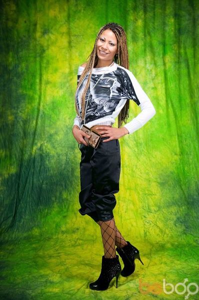  ,   Erika, 40 ,  