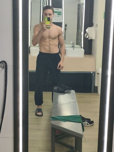  ,   Denis, 24 ,   ,   