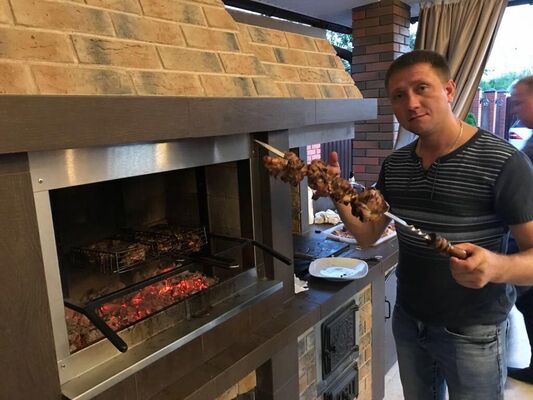  ,   Rodion, 40 ,     , c , 