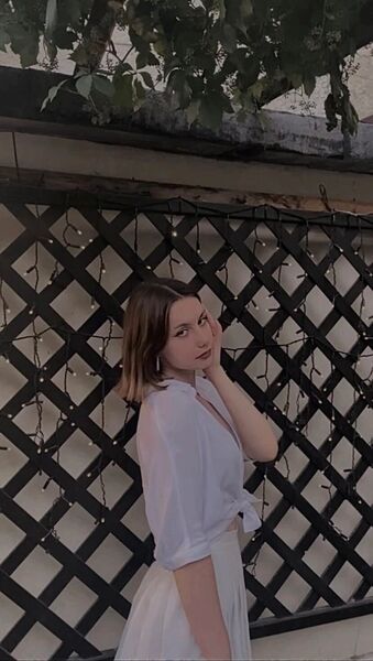  ,   Daniela, 20 ,   ,   