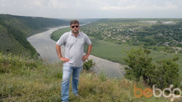  ,   Stas, 51 ,   