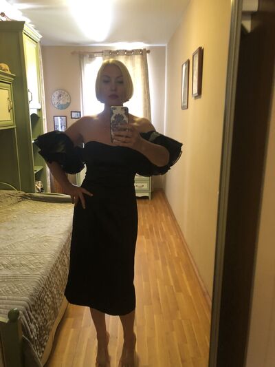  ,   Julia, 50 ,     , c 