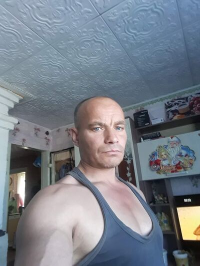  ,   Stepa, 44 ,   ,   , c , 