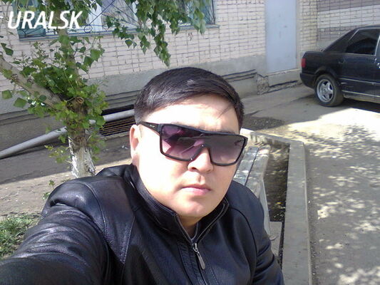  ,   Zhenya, 43 ,   