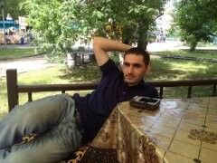  ,   Armen, 40 ,   