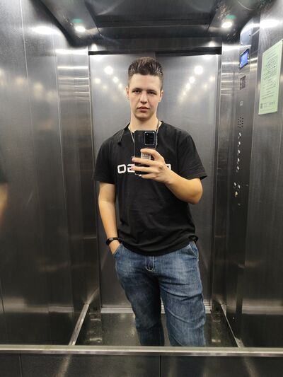  ,   Edik, 24 ,  