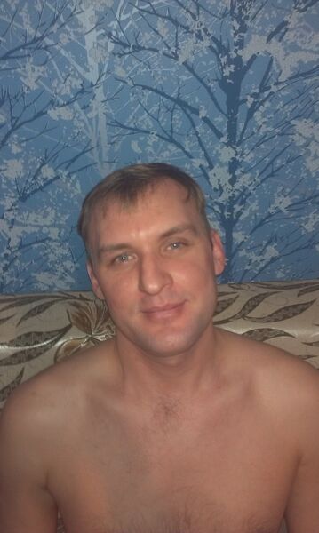  ,   Sergej, 45 ,   , 