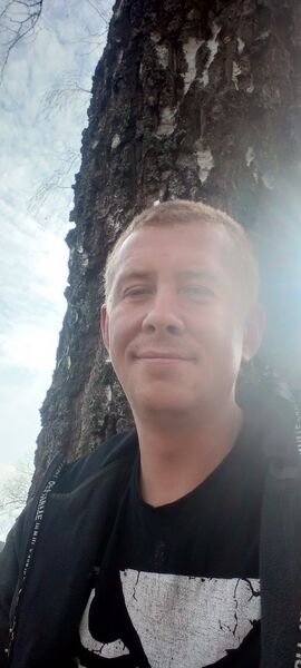  ,   Anton, 38 ,   ,   