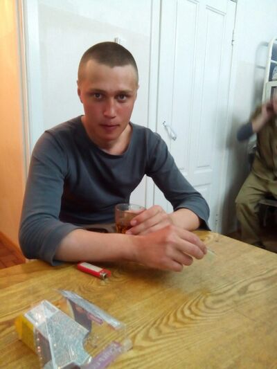  ,   Zahar, 28 ,   