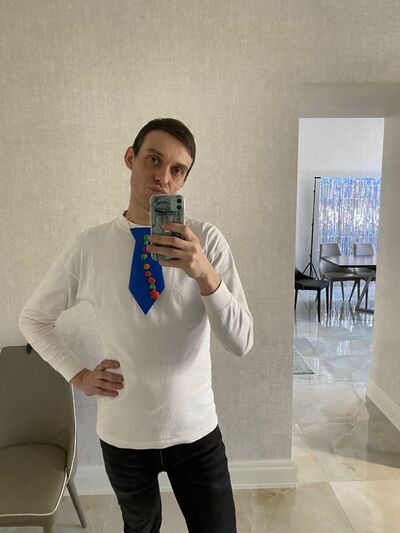  ,   Andrey, 40 ,   ,   