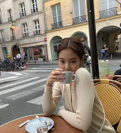  Ra's al Khaymah,   Jennie, 29 ,   
