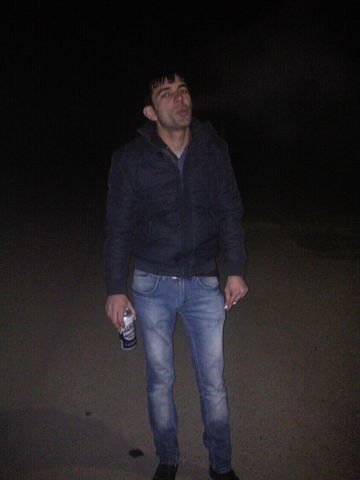  ,   Niko, 35 ,   