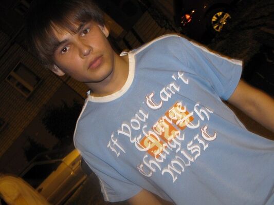  ,   Denis, 35 ,   ,   , c 