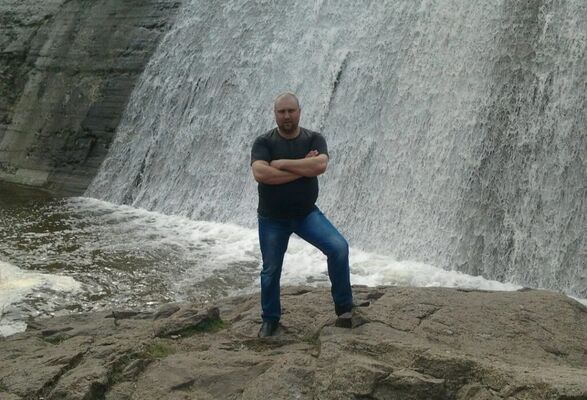   ,   Jorik, 40 ,   ,   