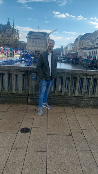  ,   Walaa samy, 37 ,   c 