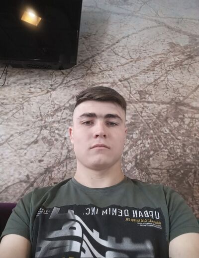  ,   Gheorghe, 25 ,   ,   