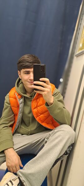  ,   Aligarkh, 22 ,   ,   
