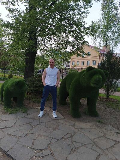  ,   Vladimir, 38 ,   ,   
