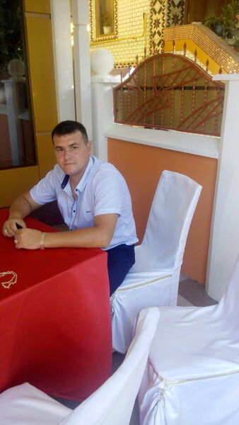  ,   Vitalik, 39 ,   