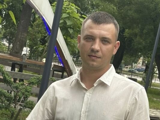  deleted,   Anton, 32 ,   ,   