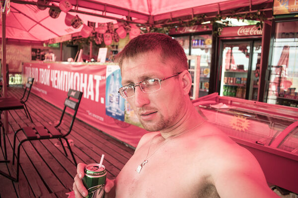  ,   Garry Voker, 41 ,   ,   , c 