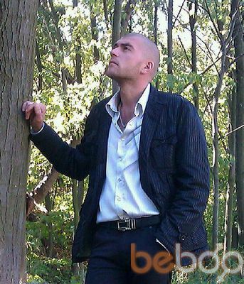  ,   Eduard, 39 ,  