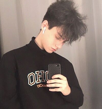  ,   Alex, 22 ,   ,   