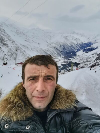  ,   Artyr, 40 ,   ,   
