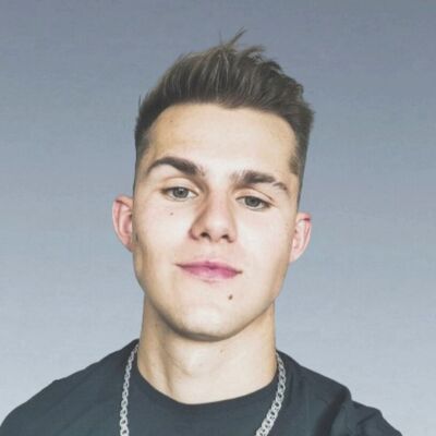  ,   Ilya, 23 ,   ,   