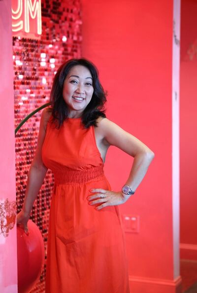 ,   Eva, 55 ,   ,   