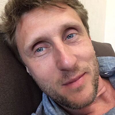  ,   Kostyantyn, 55 ,   c 