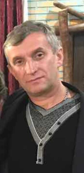  ,   Leonid, 58 ,   c 