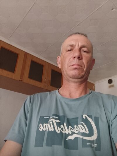 ,   Aleksander, 44 ,   ,   