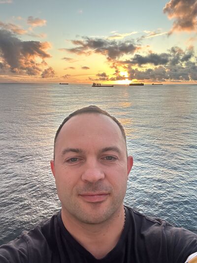  ,   Sergei, 42 ,   ,   , 