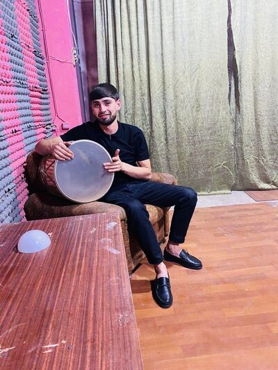 ,   Samvel, 25 ,   ,   