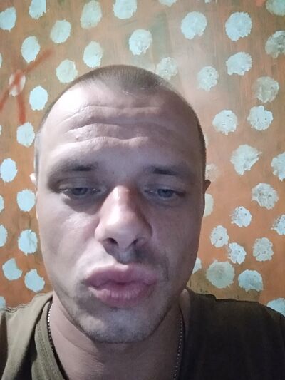  ,   Roman, 32 ,   ,   , 