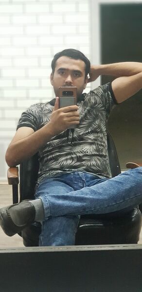  ,   Oybek, 35 ,     , c , 