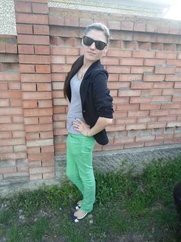 ,   Veronika, 28 ,   ,   , c 