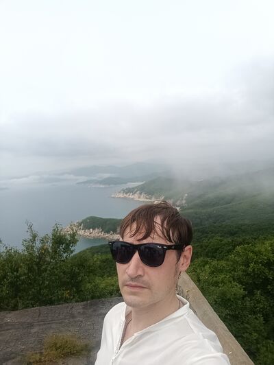 ,   Mickhail, 37 ,   ,   , c 