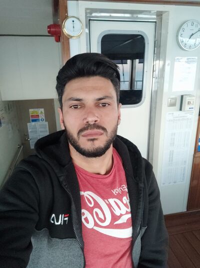  ,   Orik, 34 ,   ,   