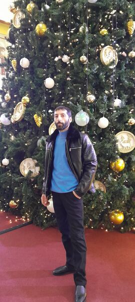  ,   Davit, 38 ,   ,   